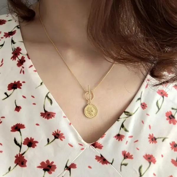 925 Sterling Sliver Portrait Pendant Necklaces Dainty Toggle Clasp Coin Necklaces for  Women Statement Chain Layered Necklaces. - Image 2