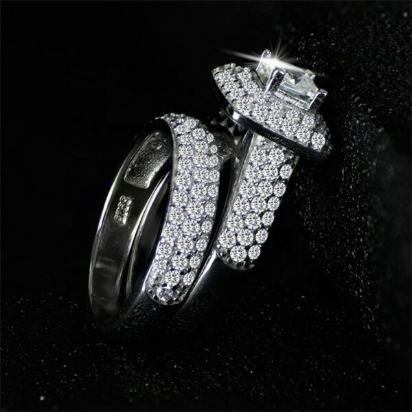 Luxury Cubic Zircon Engagement Diamond Wedding Ring Set For Women (1)